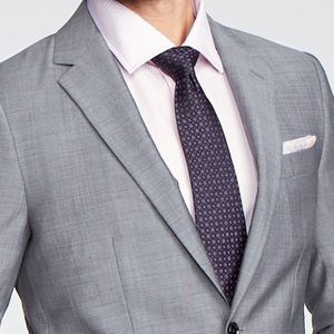 IndochinoHAMILTON SHARKSKIN LIGHT GRAY SUIT | 38